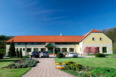 Hotel Szépalma - Porva