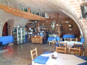 Bagolyv�r Fogad� - P�cs